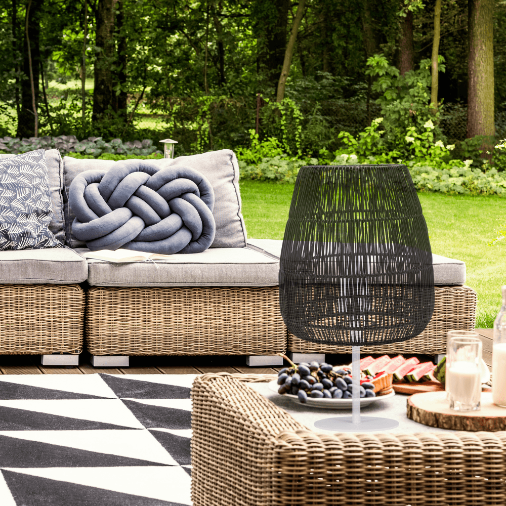 Buitentafellamp Agnar & Zwart Saigon Scherm | Kunstrotan | Weerbestendig IP44 | Hoogte 71 cm | PR Home