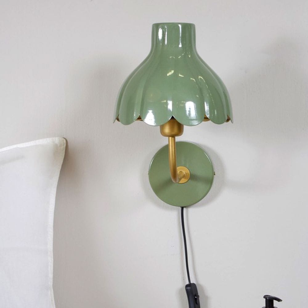 Wandlamp Wells Mosgroen | Metaal met Gouden Kern | Bloemeninspiratie | Ø 21 cm | PR Home