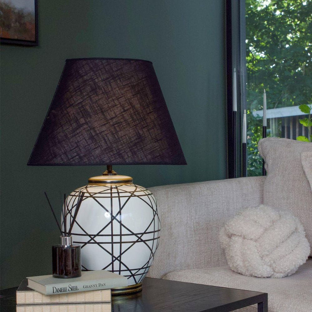 Tafellamp New York | Urnvormig Keramiek | Zwart Grafisch Patroon | Hoogte 63 cm | PR Home